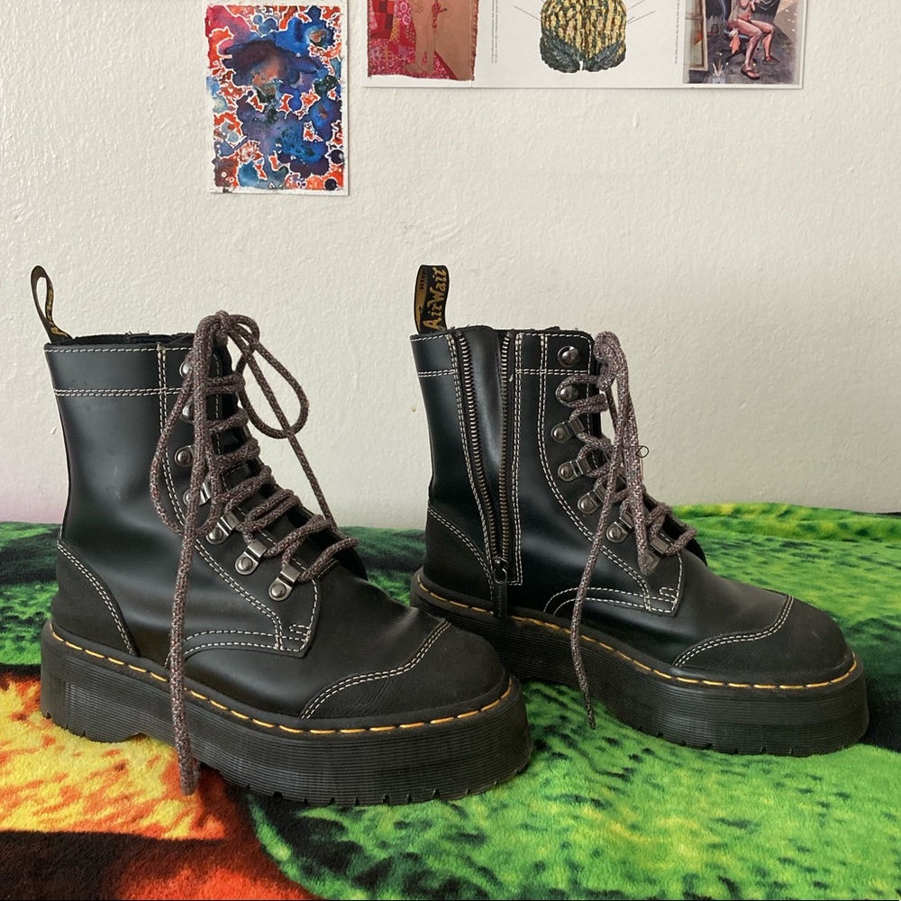 Dr Martens Moreno, Platform Combat Boots